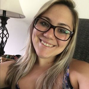 Meet your Posher, Annalise